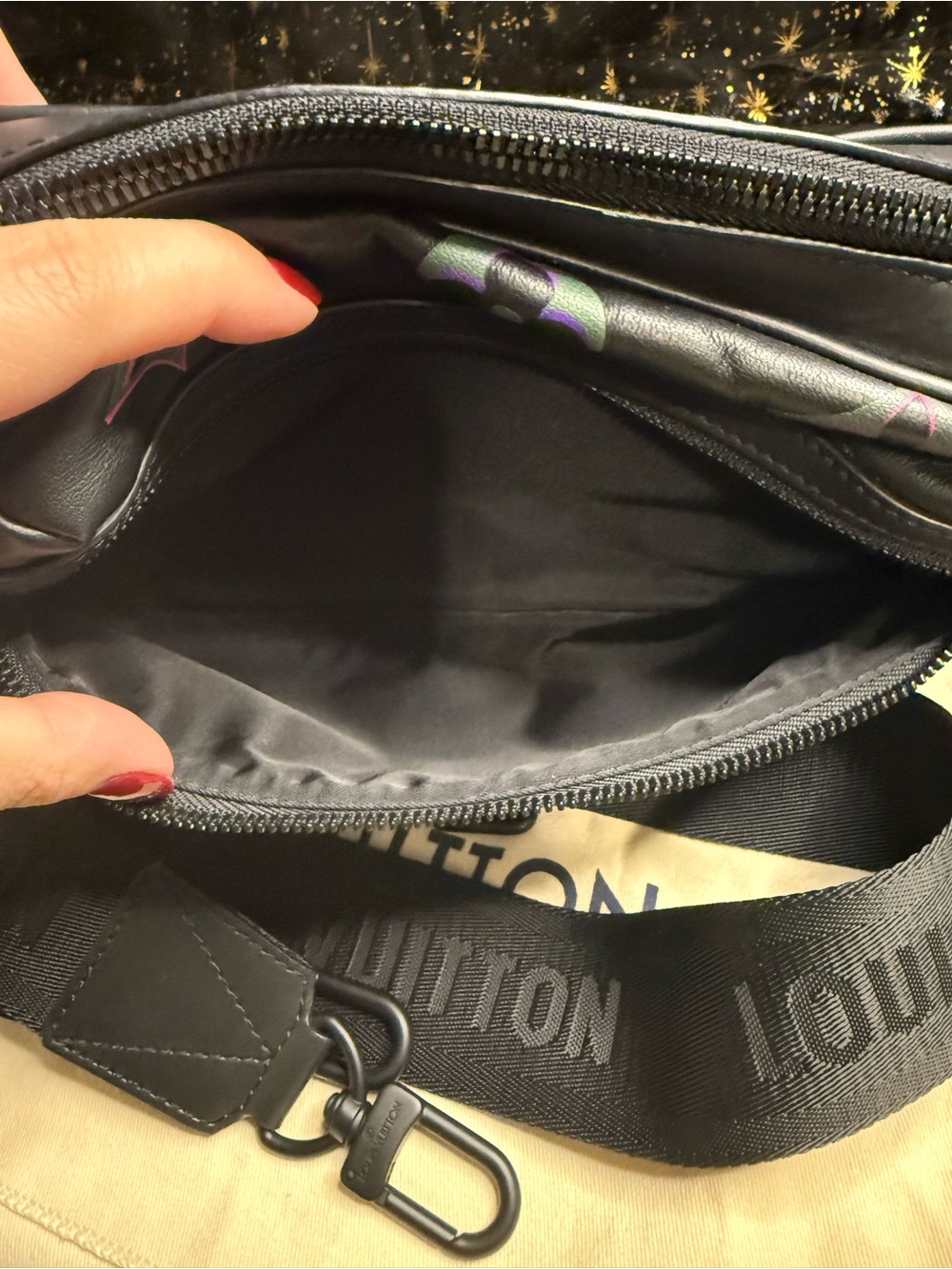 *RARE* Louis Vuitton Comet Messenger PM - Picture 7 of 13